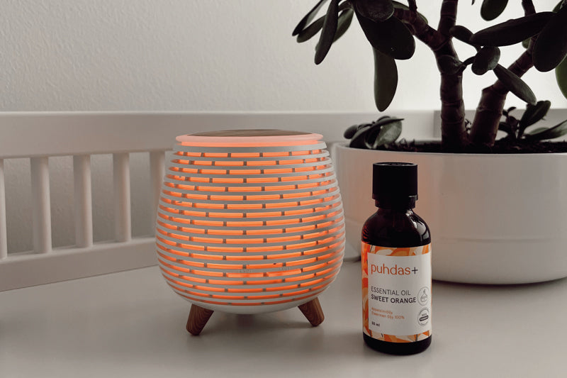 Osta joululahjaksi aroma diffuuseri ja eteerisiä öljyjä – Hyvinvointia ja tunnelmaa lahjapaketissa