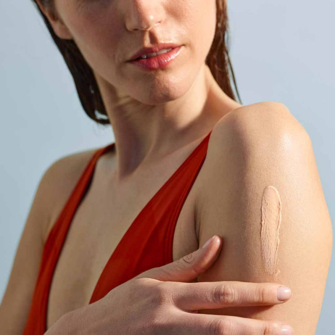 Korkean suojakertoimen aurinkovoide, joka kosteuttaa ihoa samalla aloe veran avulla