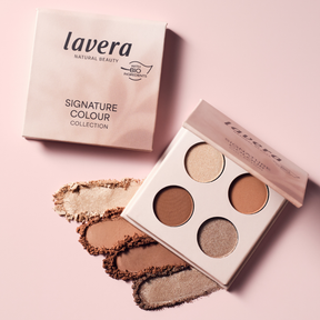 Lavera Signature Colour Collection Eyeshadow Palette -luomivärien pehmeän kermainen koostumus levittyy helposti ja häivyttyy vaivattomasti.
