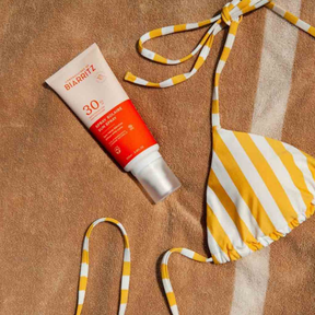 Luonnonkosmeriikan aurinkosuojavoidespray SPF30