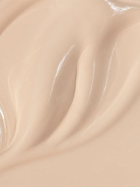 Madara Skin Equal Soft Glow Foundation - Heleyttävä meikkivoide SPF15 Porcelain 10
