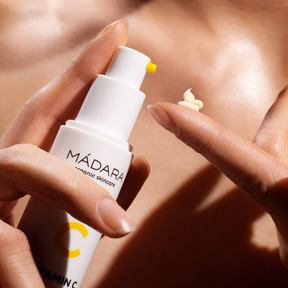 Madara Vitamin C Illuminating Recovery Cream - C-vitamiinivoide 50 ml - Sinunapteekki.fi