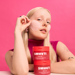 Smuuti Skin Strawberry Boost Toner Pads -kasvovesilaput sopivat kaikille ihotyypeille, erityisesti samealle iholle.